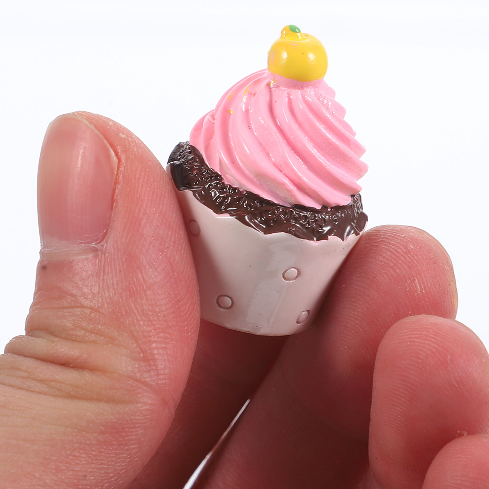 8Pcs Resin Mini Cupcake Keycha - Resin Crafts incelemesi ve fiyatı